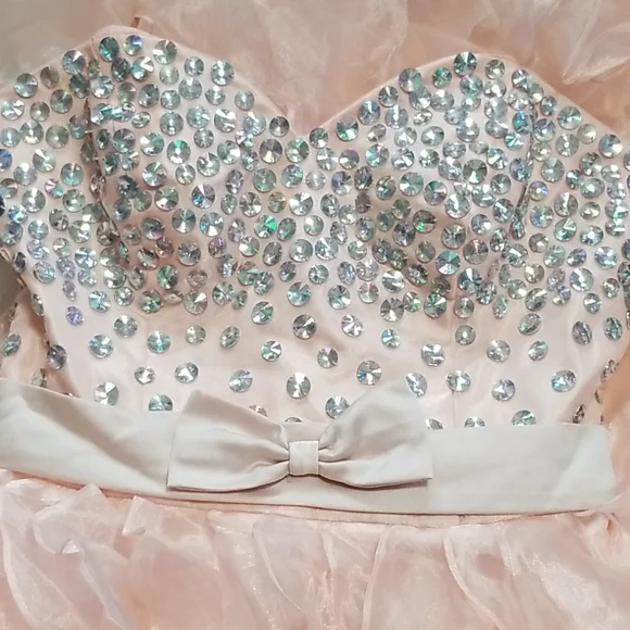 New! Strapless Spiral Ruffle Bling Prom Gown - Picture 7 of 8